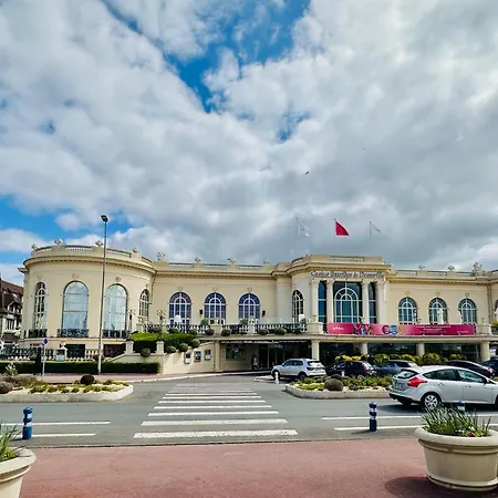 Marina Marinaland ドーヴィル