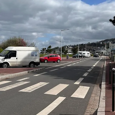 Marina Marinaland アパート *